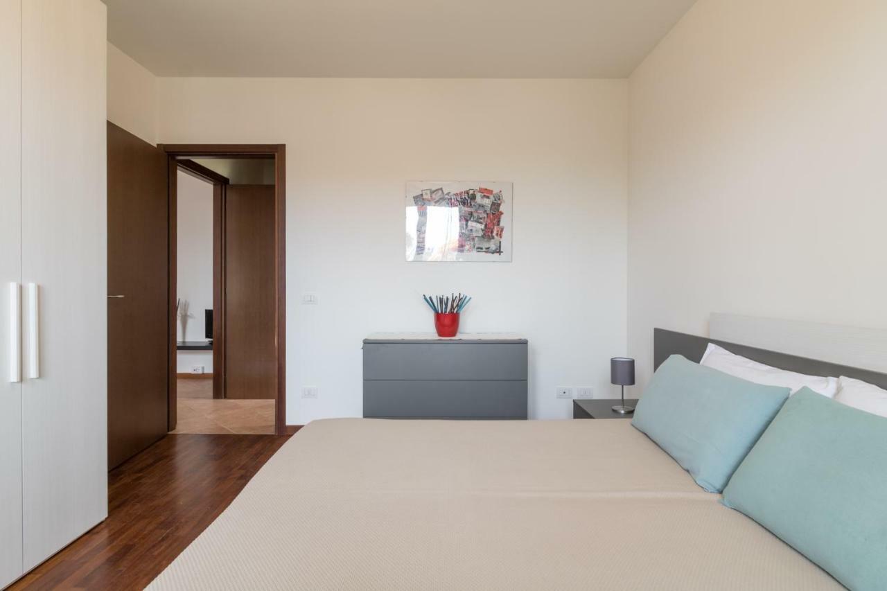 A Casa Di Laura With Pool And Free Bikes Apartman Ronchi  Kültér fotó